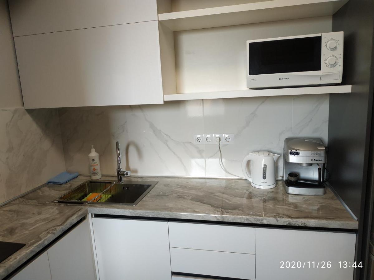 Vip Apartment У Центрі Міста, Новобуджк Театральний,Дуже Простора Ρίβνε Εξωτερικό φωτογραφία