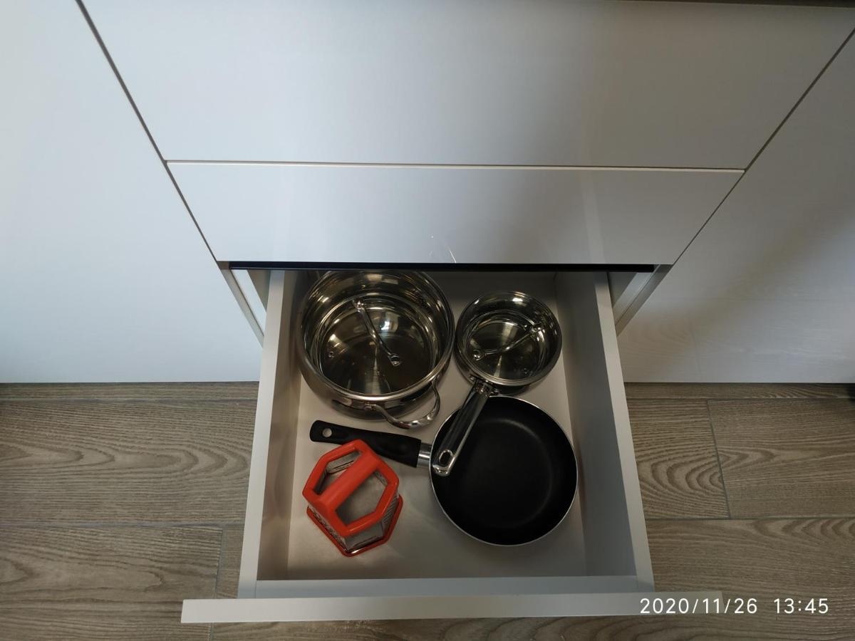 Vip Apartment У Центрі Міста, Новобуджк Театральний,Дуже Простора Ρίβνε Εξωτερικό φωτογραφία